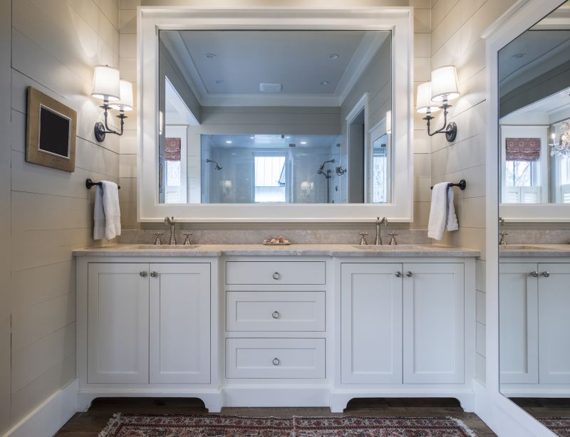 Elegant Tub and Vanity Combo